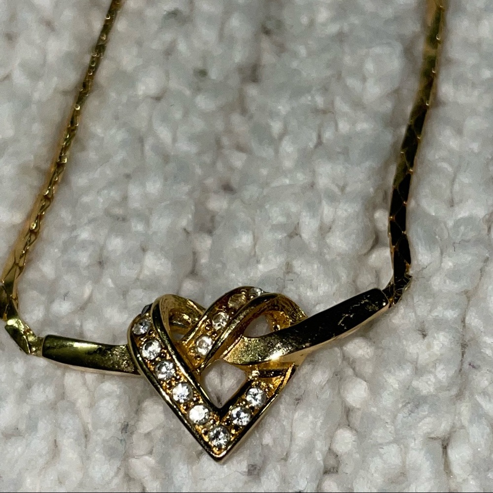 Vintage Christian Dior necklace with a heart pendant - Picture 4 of 8
